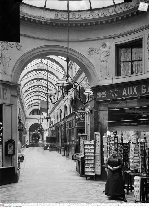 TJM_668-Benjamin_F002-Arcades