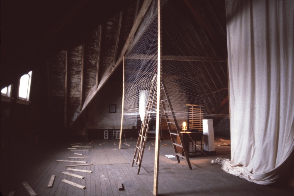 Don’t Look Back: Ren&eacute;e Green’s Present Tense