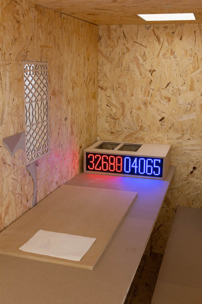 28-YAMMY-Clock-prototype-2022-Plywood-LEDs-sensors-electronics-24x16x7