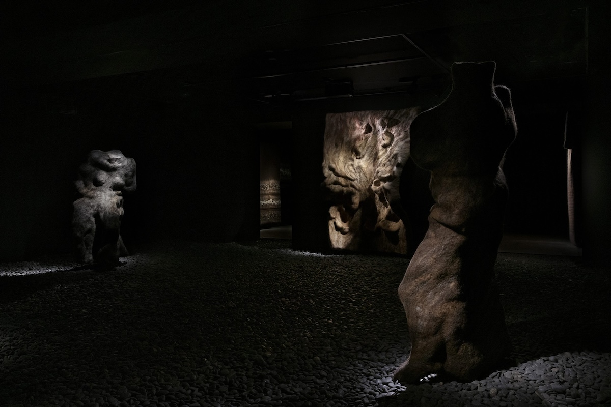 5.-InstallView_Empty_Olistostrome_MichaelYu