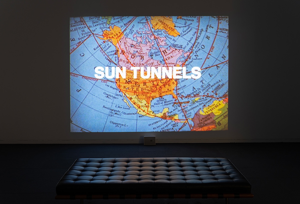 EXH_Web_Holt_Sun-Tunnels_installation-view_1_Gallery6