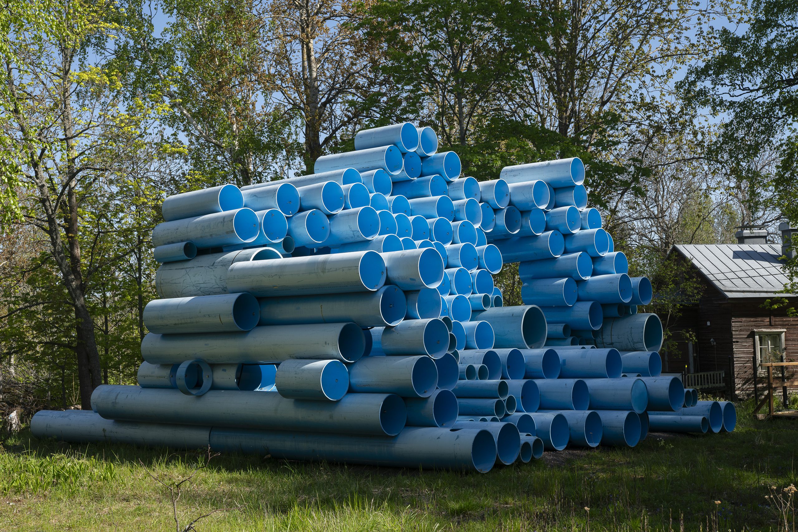 Nomeda-Gediminas-Urbonas_Tulevaisuussaari-1-1-scaled