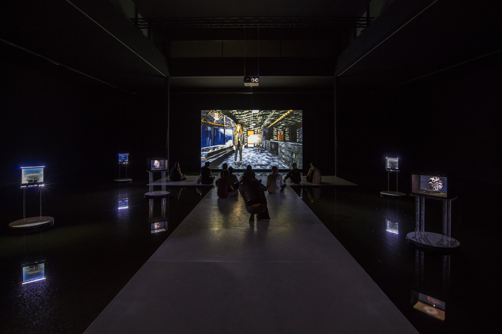 BB9_Cecile_B_Evans_01-2000x0