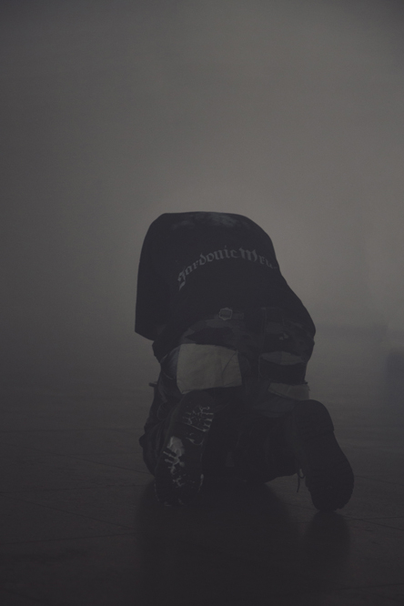 16_AI_Presse_Angst_II-2000x0