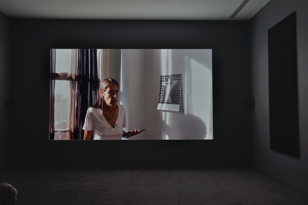 Moyra Davey, installation view. Photo: Daniel Roussel. Courtesy BNLMTL.