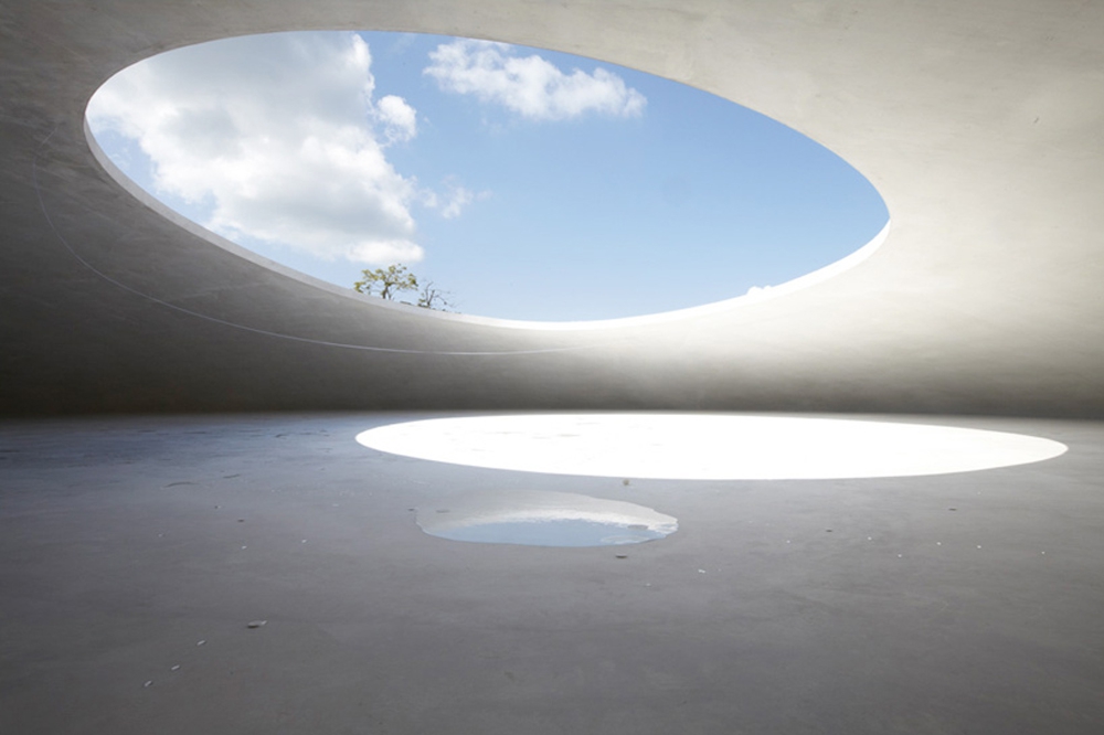 The Hopeful Phantasmagoria of “The Museum Took a Few Minutes to Collect Itself”