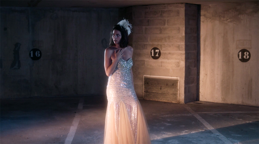 julie-4-1000x558-1-2000x0